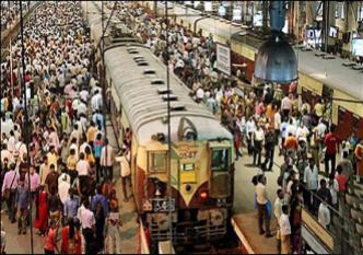 Crowd on Mumbai Local Train Station